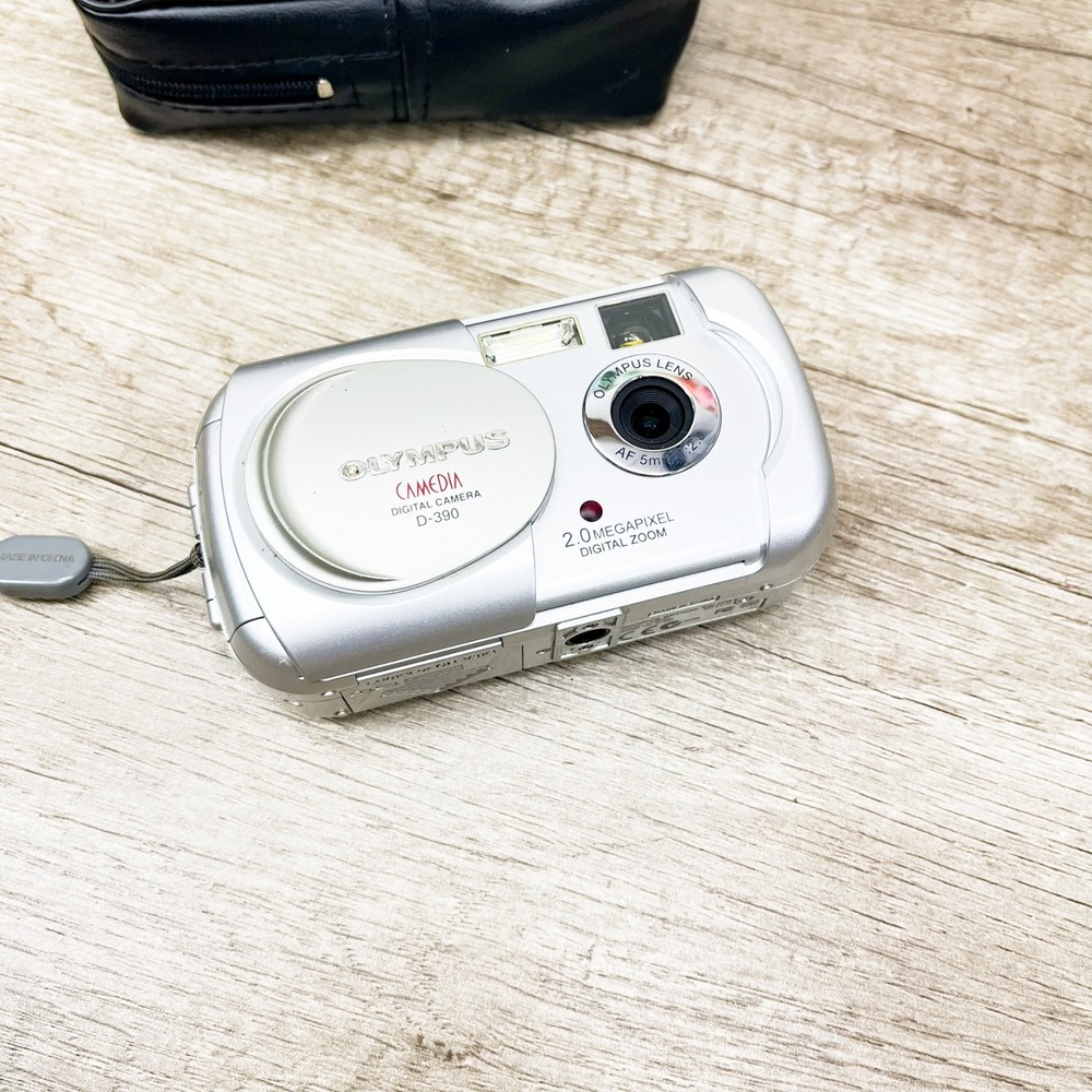OLYMPUS CAMEDIA D-390 .2mp CCD SENSOR DIGITAL CAMERA .TESTED AND WORKING. - Picture 13 of 16